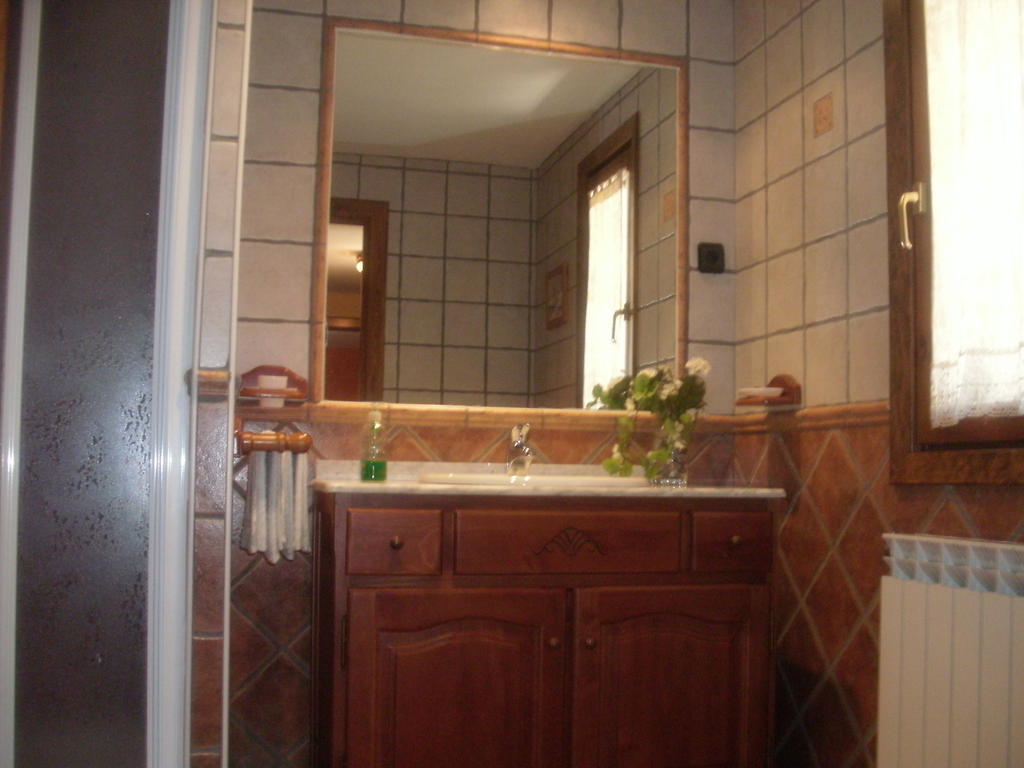 Ferienwohnung La Corralata Biescas  Zimmer foto