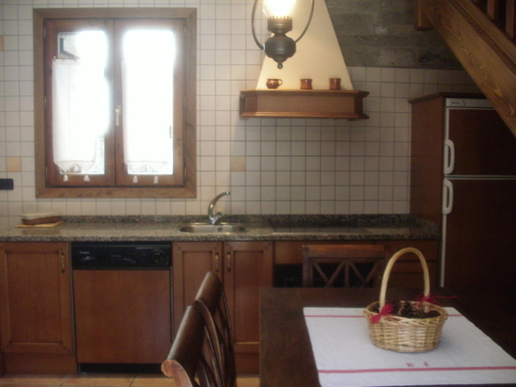 Ferienwohnung La Corralata Biescas  Zimmer foto